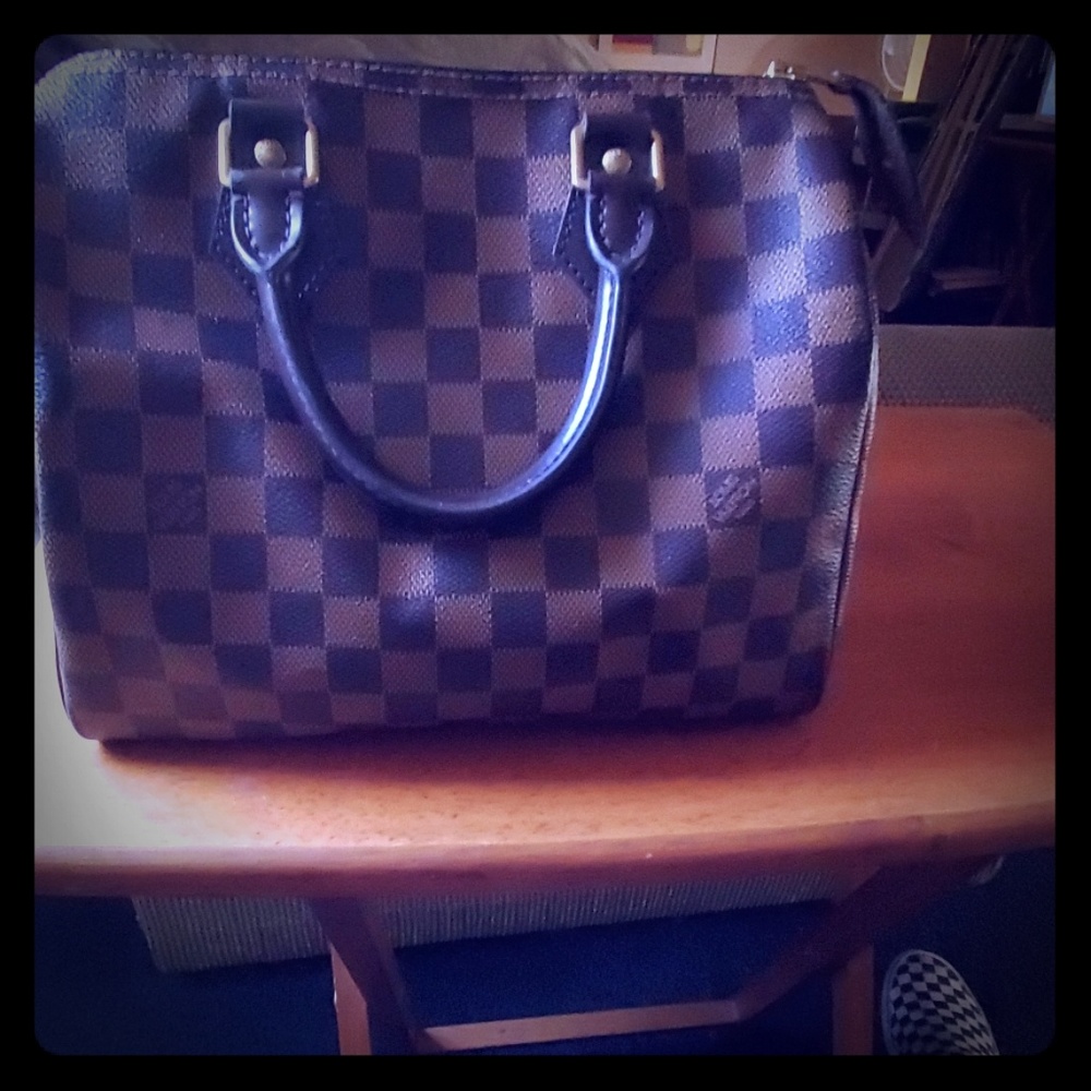 Louis Vuitton speedy 25 authentic!!!!!!!